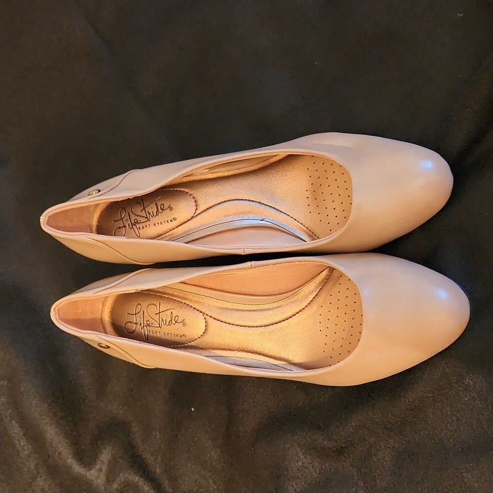 Life Stride Lively Soft System Flex Heels Size 9m
